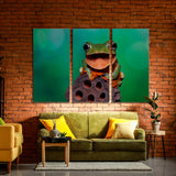 Frog Canvas Print - 3 Panels
