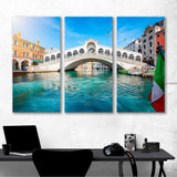 Rialto Bridge in Venice, Italy Canvas Print №2024